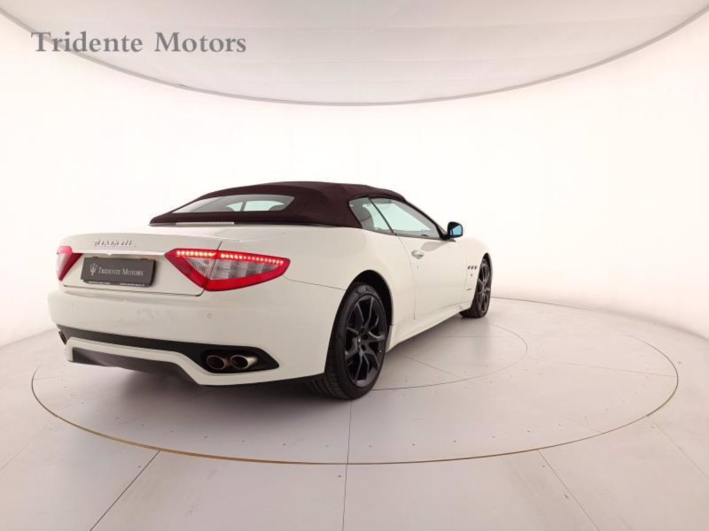 MASERATI Grancabrio 4.7 auto