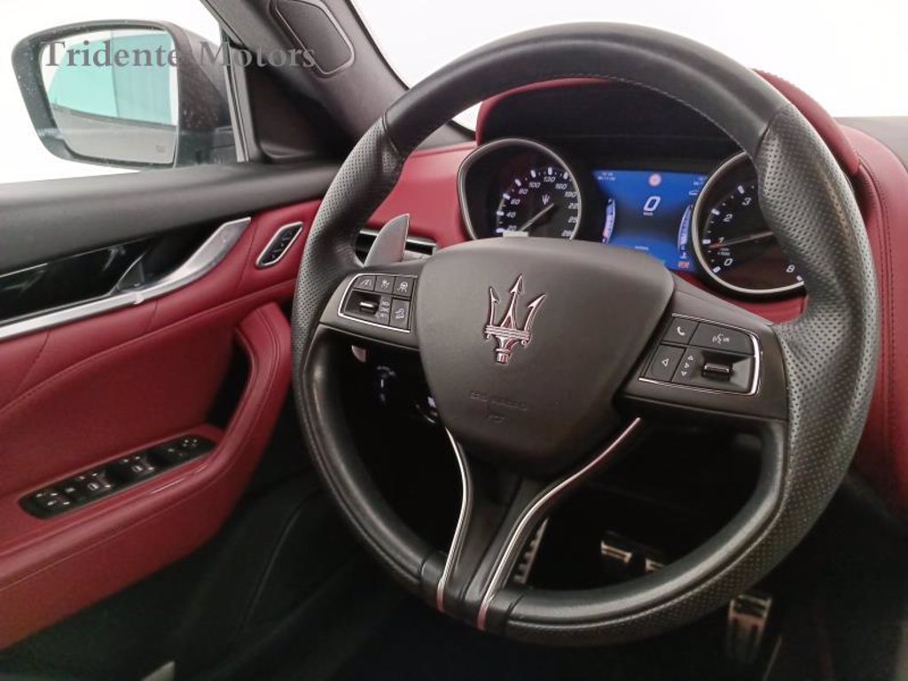 MASERATI Levante 3.0 v6 s gransport 430cv auto