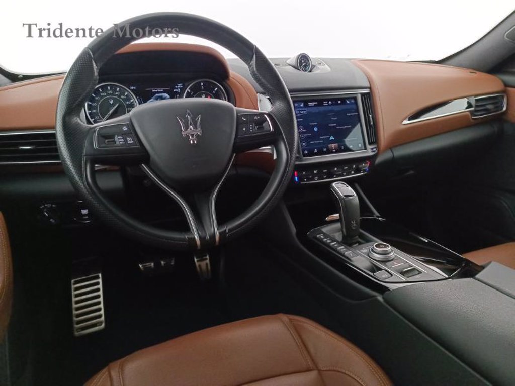 MASERATI Levante 3.0 v6 gransport 275cv auto my20