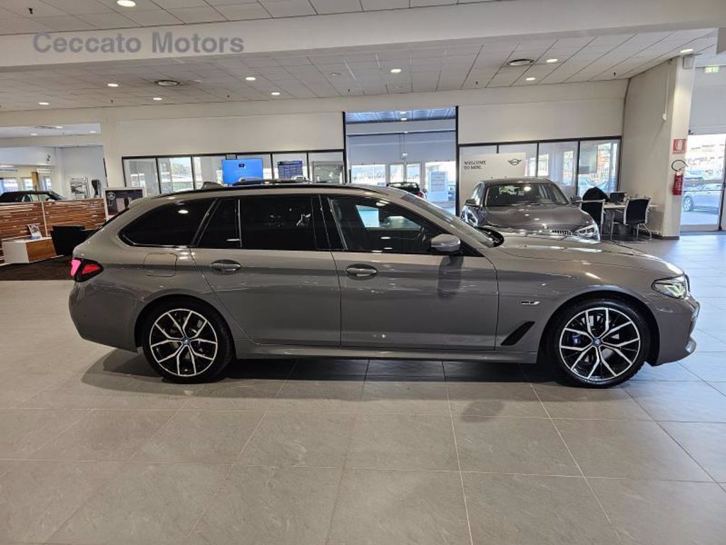 BMW 530e touring xdrive msport auto