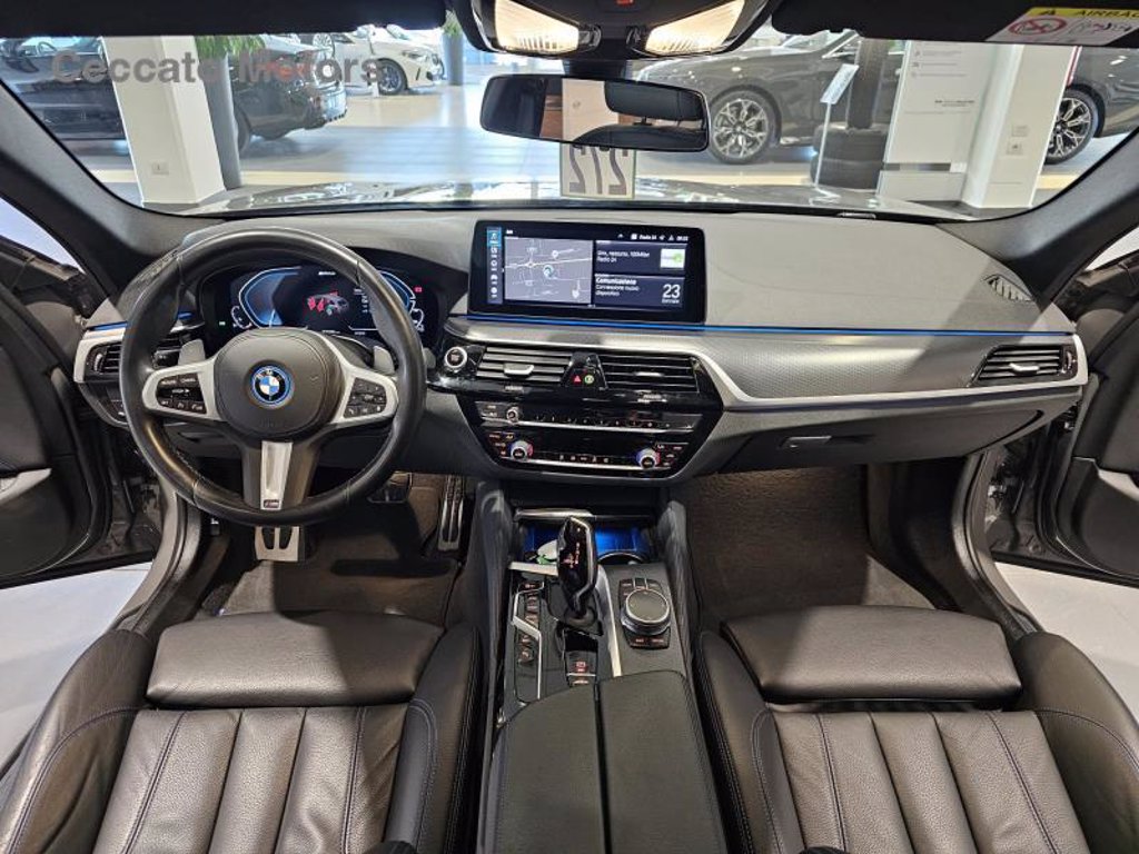 BMW 530e touring xdrive msport auto