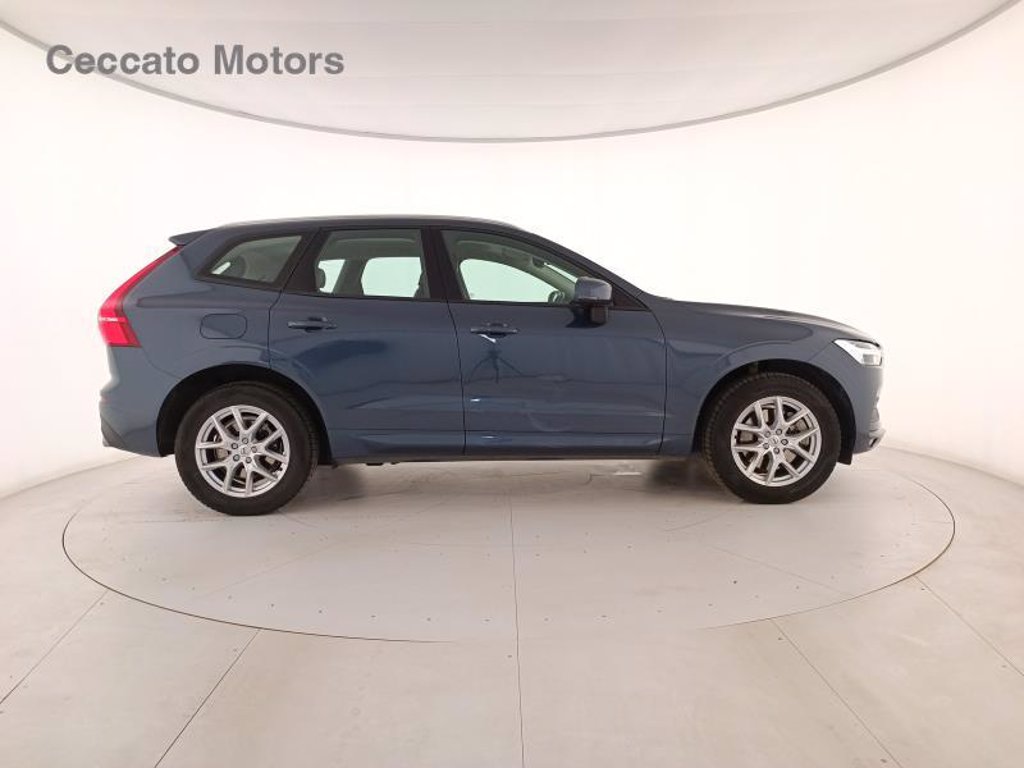 VOLVO Xc60 2.0 b4 momentum awd auto my20