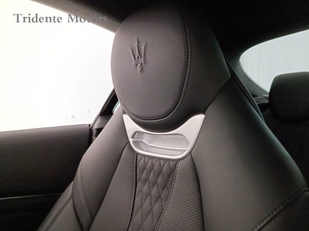 MASERATI Granturismo 3.0 modena awd auto