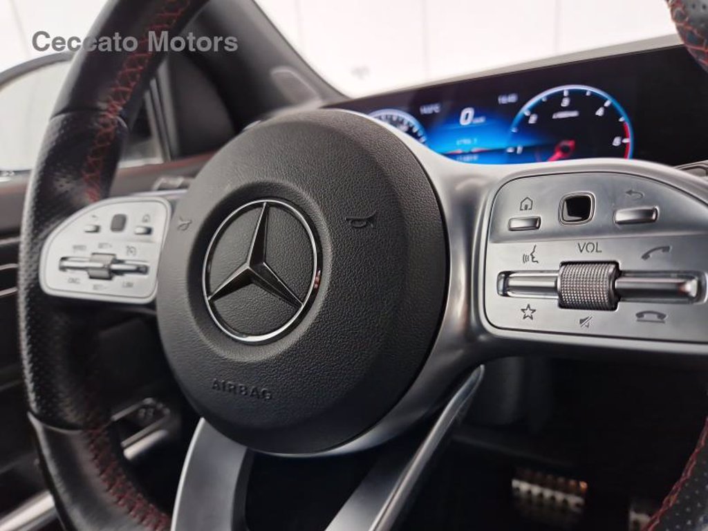 MERCEDES Gla 200 d premium auto