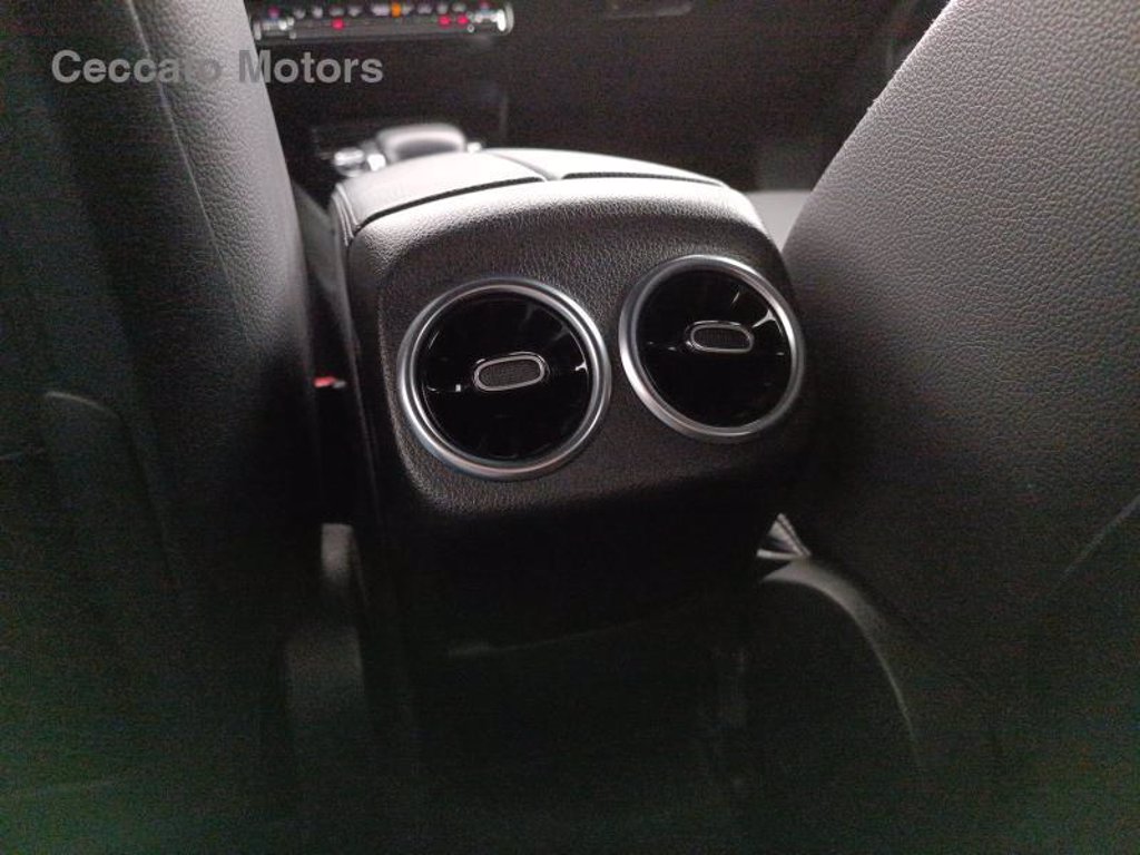 MERCEDES A 180 d sport auto