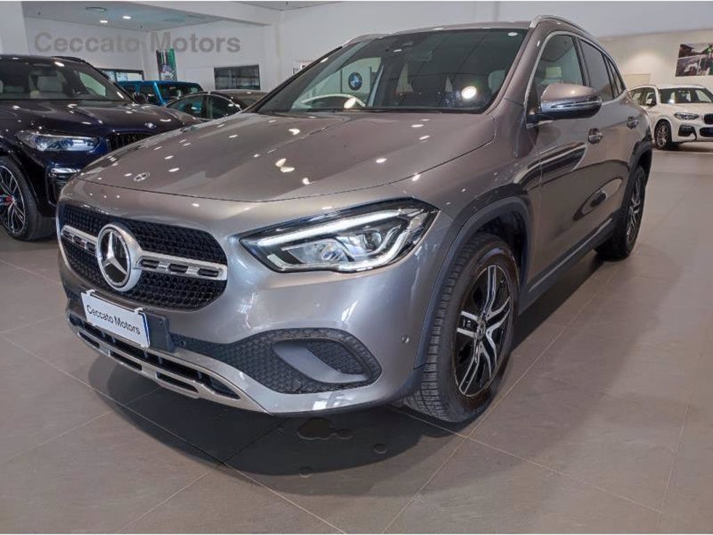 MERCEDES Gla 200 d sport plus auto