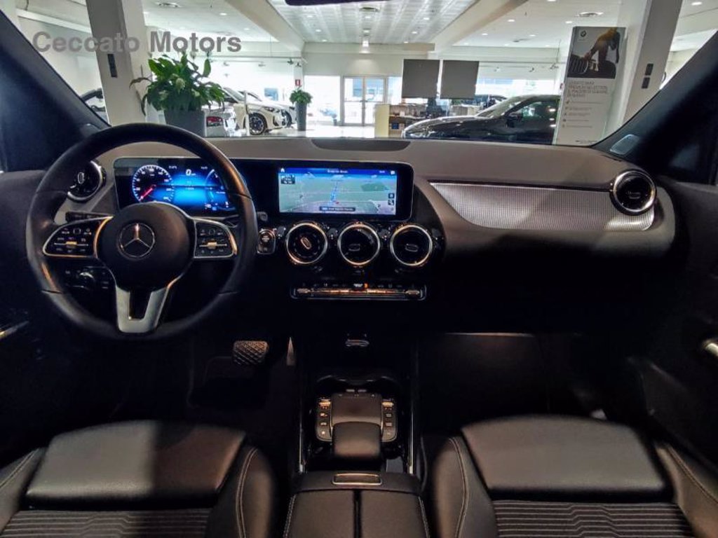 MERCEDES Gla 200 d sport plus auto