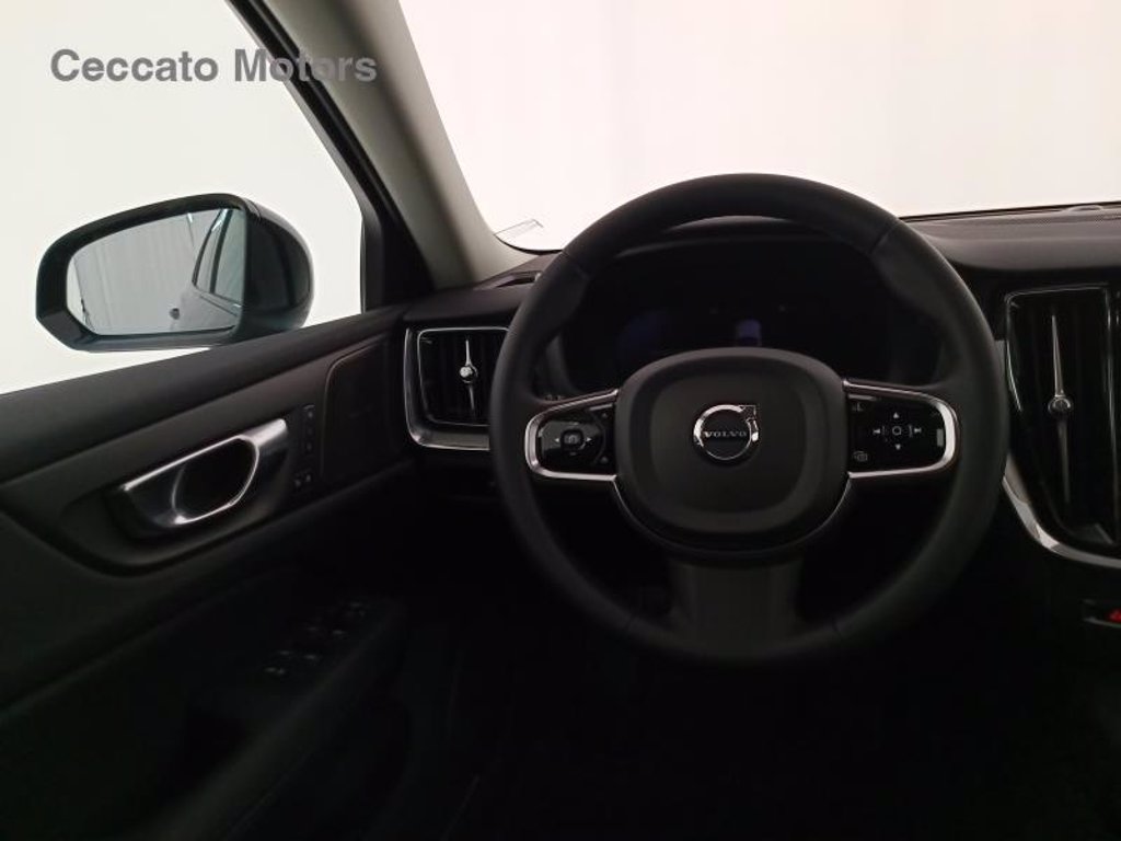 VOLVO V60 2.0 b4 plus dark auto