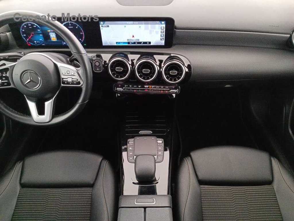 MERCEDES A 200 d sport auto