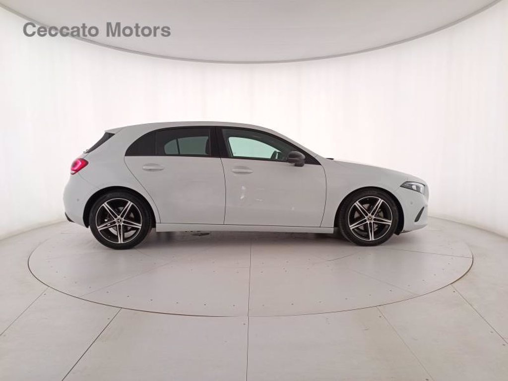 MERCEDES A 200 d sport auto