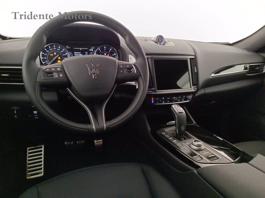 MASERATI Levante 2.0 mhev gt ultima 330cv auto