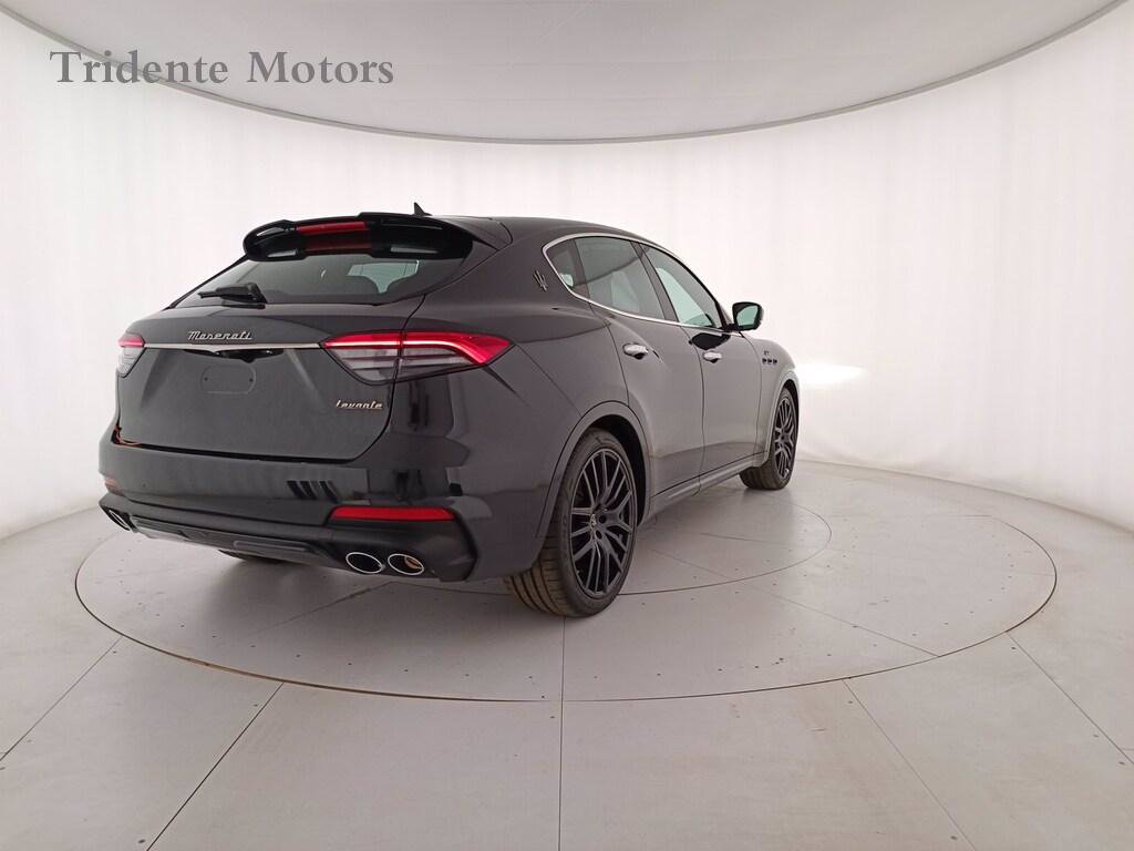 MASERATI Levante 2.0 mhev gt ultima 330cv auto