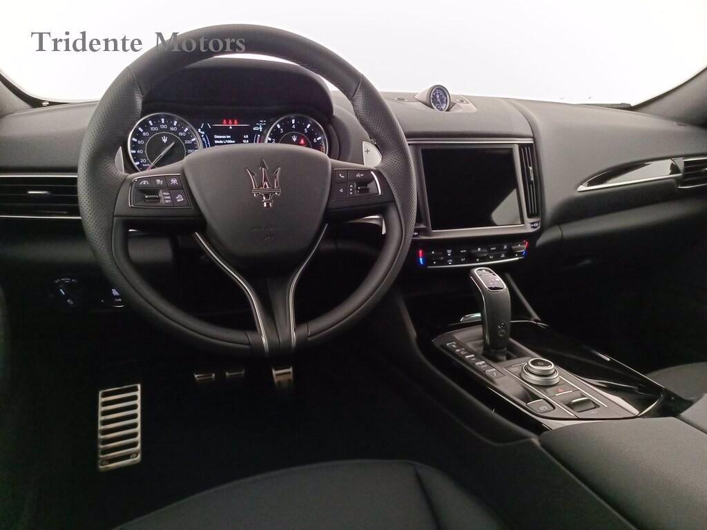 MASERATI Levante 2.0 mhev gt ultima 330cv auto