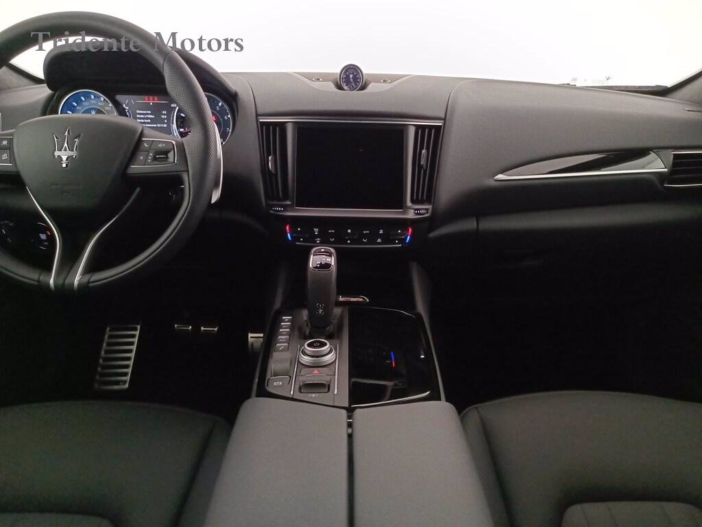 MASERATI Levante 2.0 mhev gt ultima 330cv auto