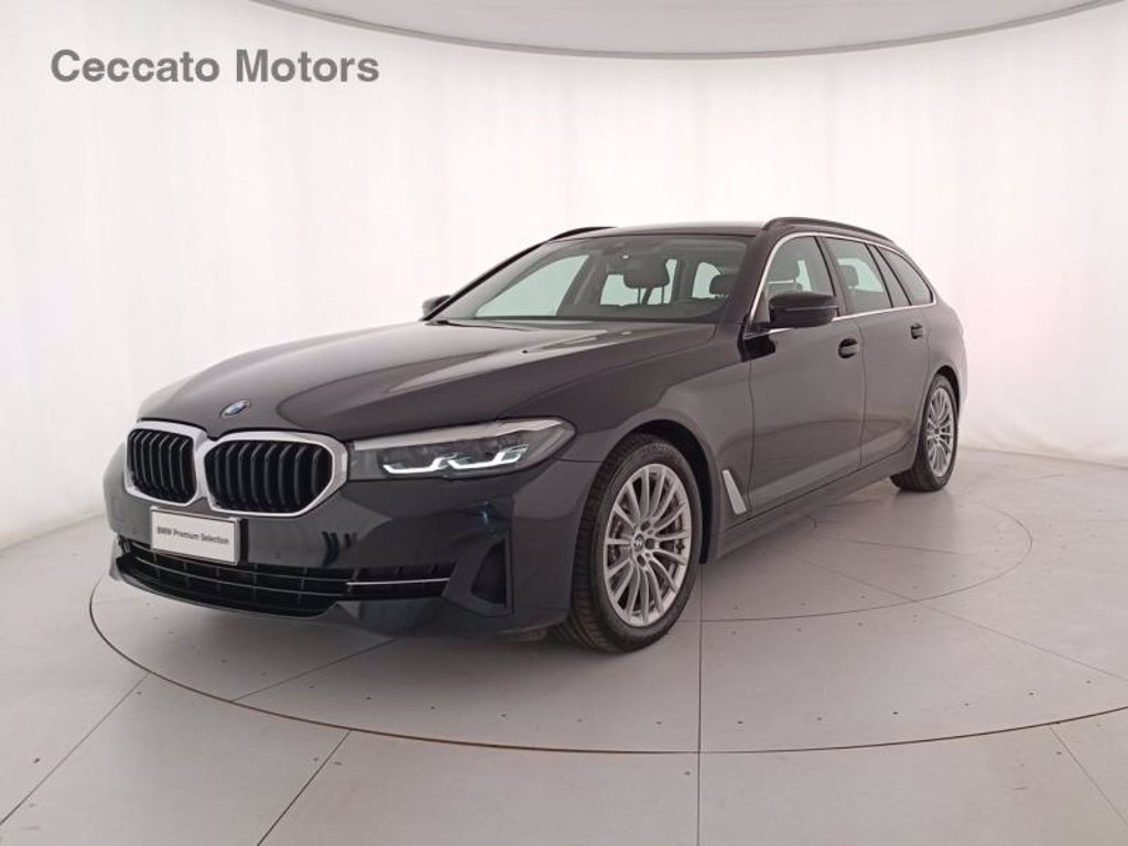 BMW 520d touring mhev 48v business auto