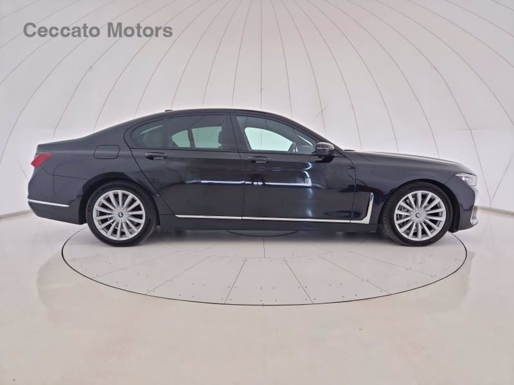 BMW 730d mhev 48v xdrive auto