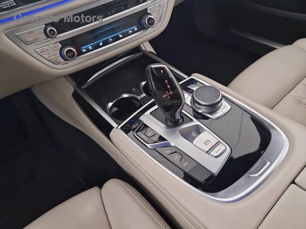 BMW 730d mhev 48v xdrive auto