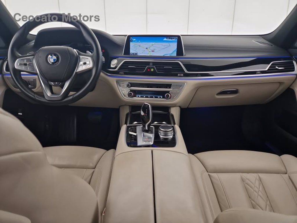 BMW 730d mhev 48v xdrive auto