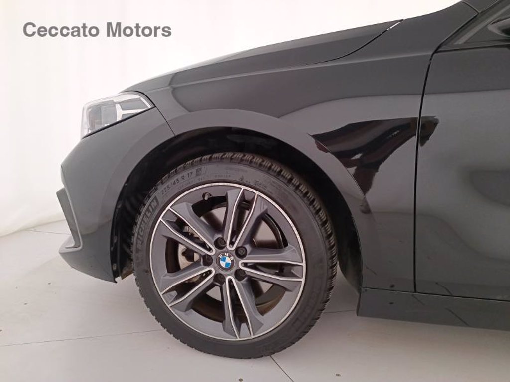 BMW 116d sport auto