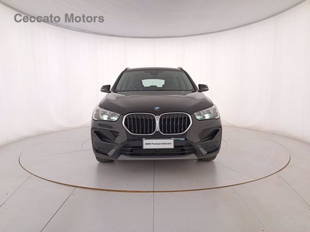 BMW X1 sdrive18i 136cv