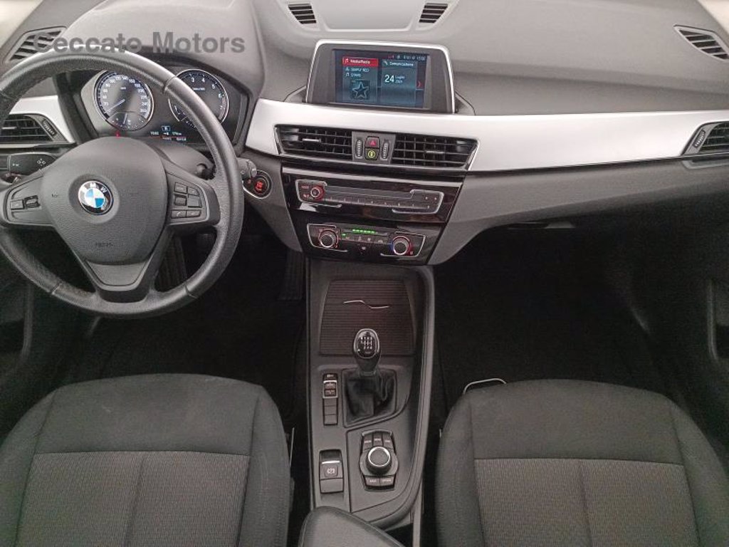 BMW X1 sdrive18i 136cv