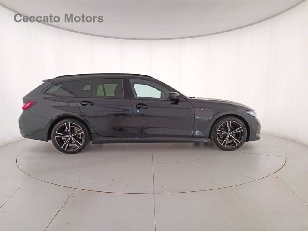 BMW 318d touring mhev 48v m sport auto