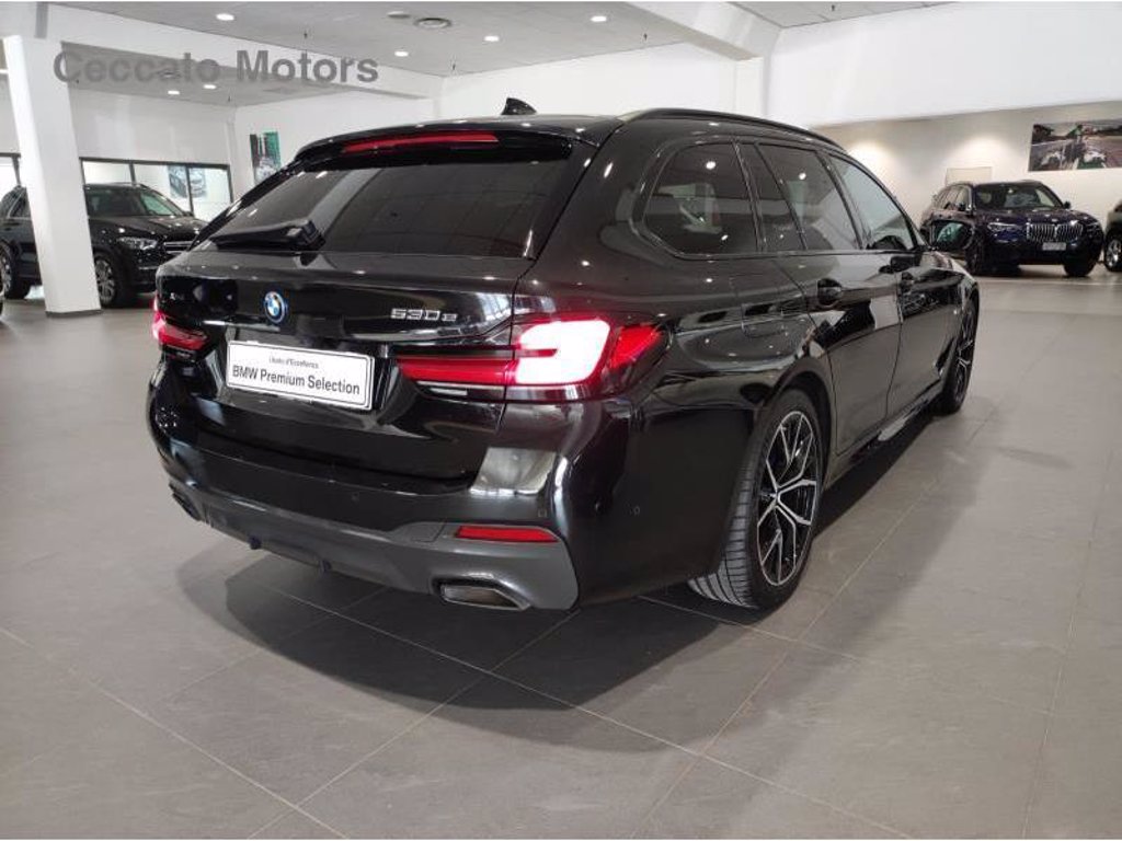 BMW 530e touring xdrive msport auto