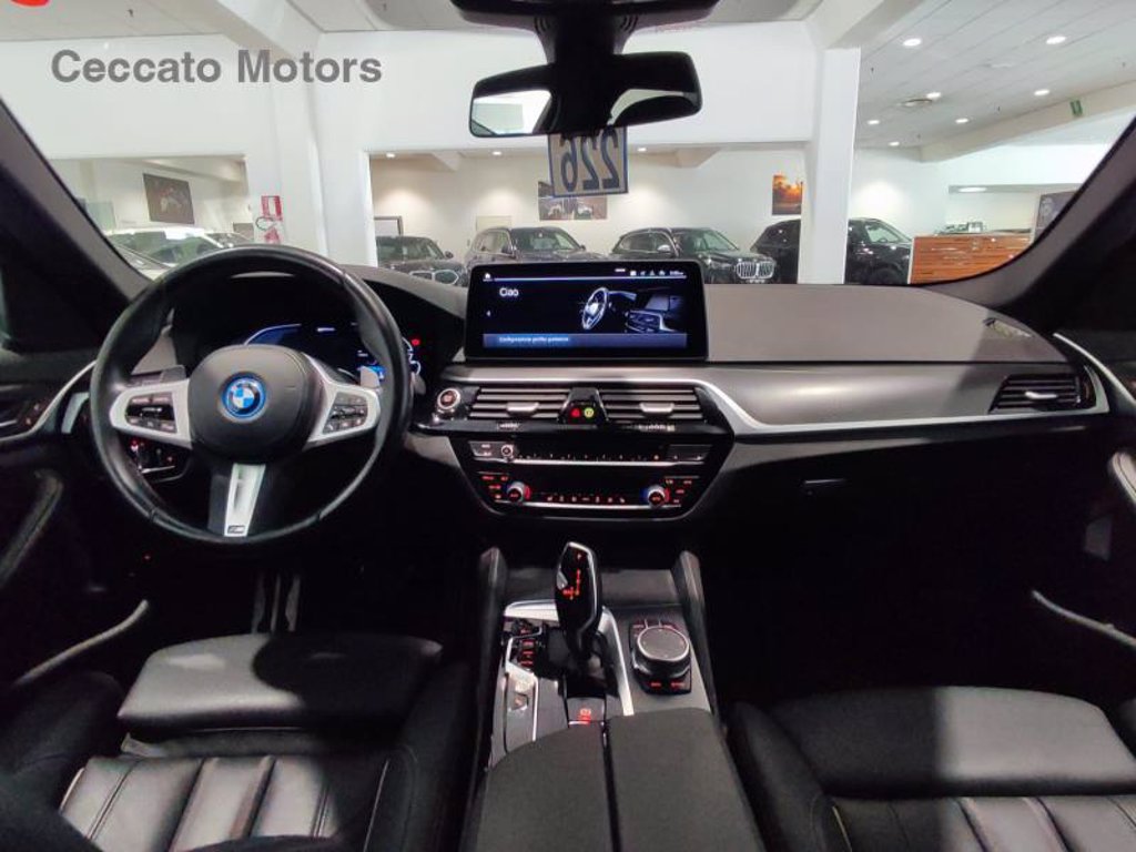 BMW 530e touring xdrive msport auto