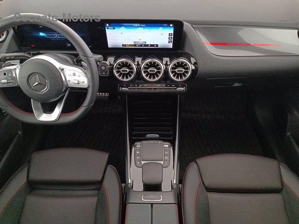 MERCEDES Gla 250 premium auto