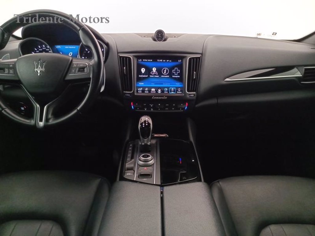 MASERATI Levante 3.0 v6 250cv auto