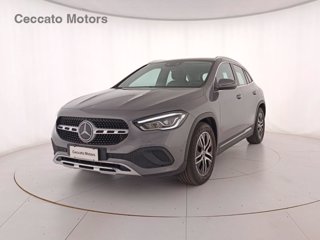 MERCEDES Gla 200 business auto