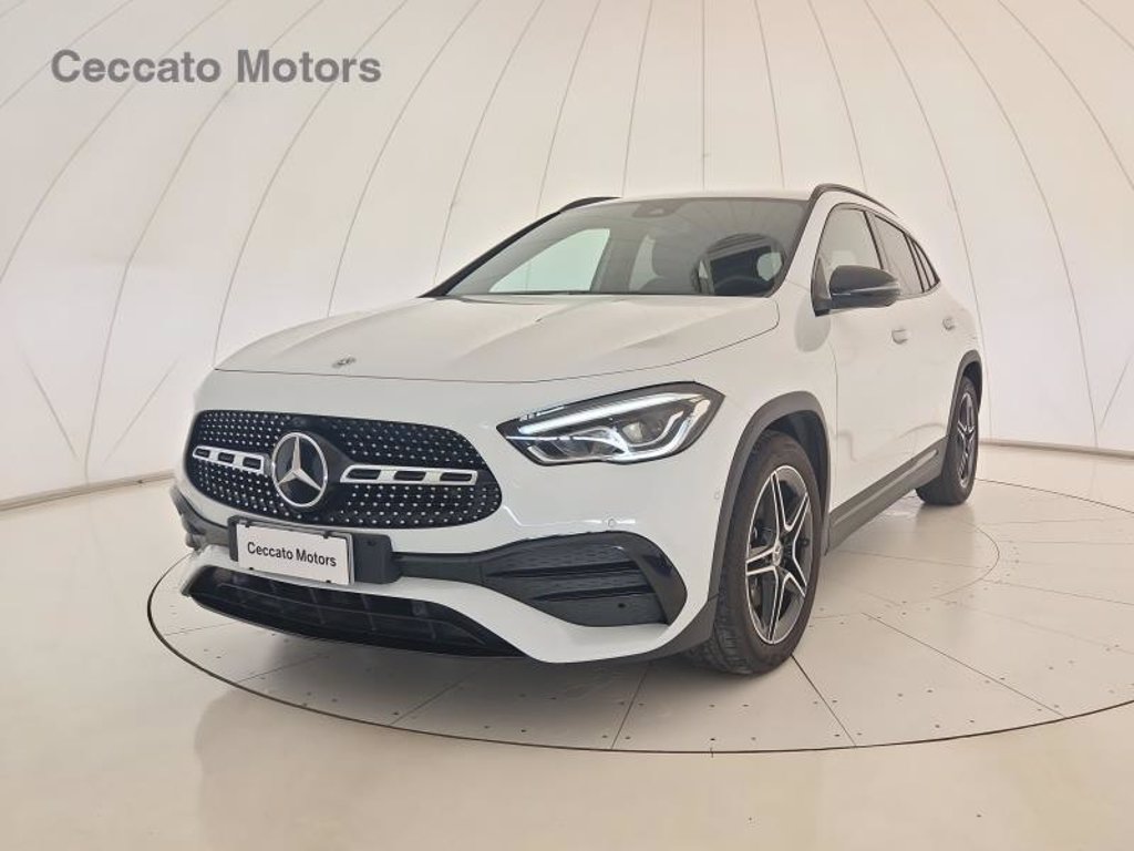 MERCEDES Gla 180 d premium auto