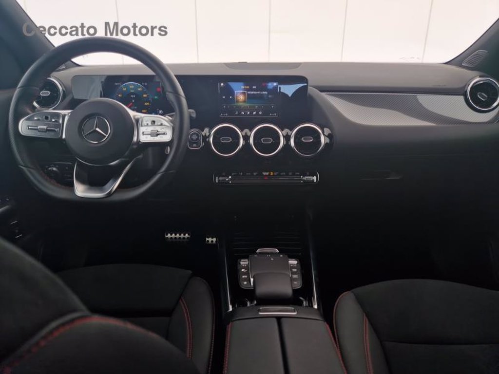 MERCEDES Gla 180 d premium auto