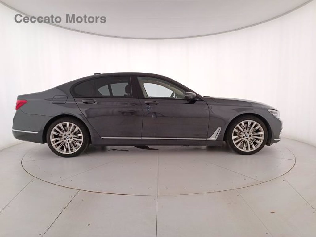 BMW 750i xdrive eccelsa auto