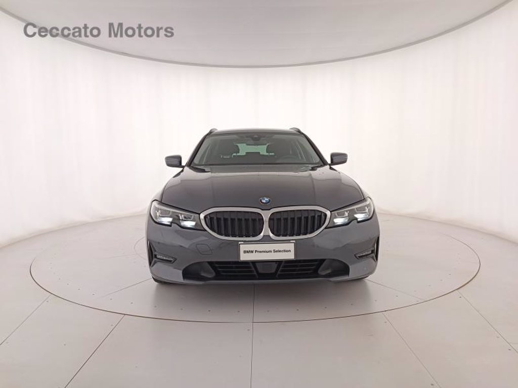 BMW 320d touring mhev 48v business advantage auto