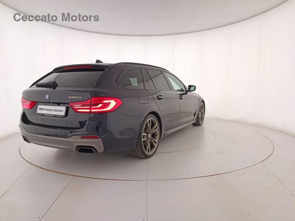 BMW M 550d touring xdrive auto