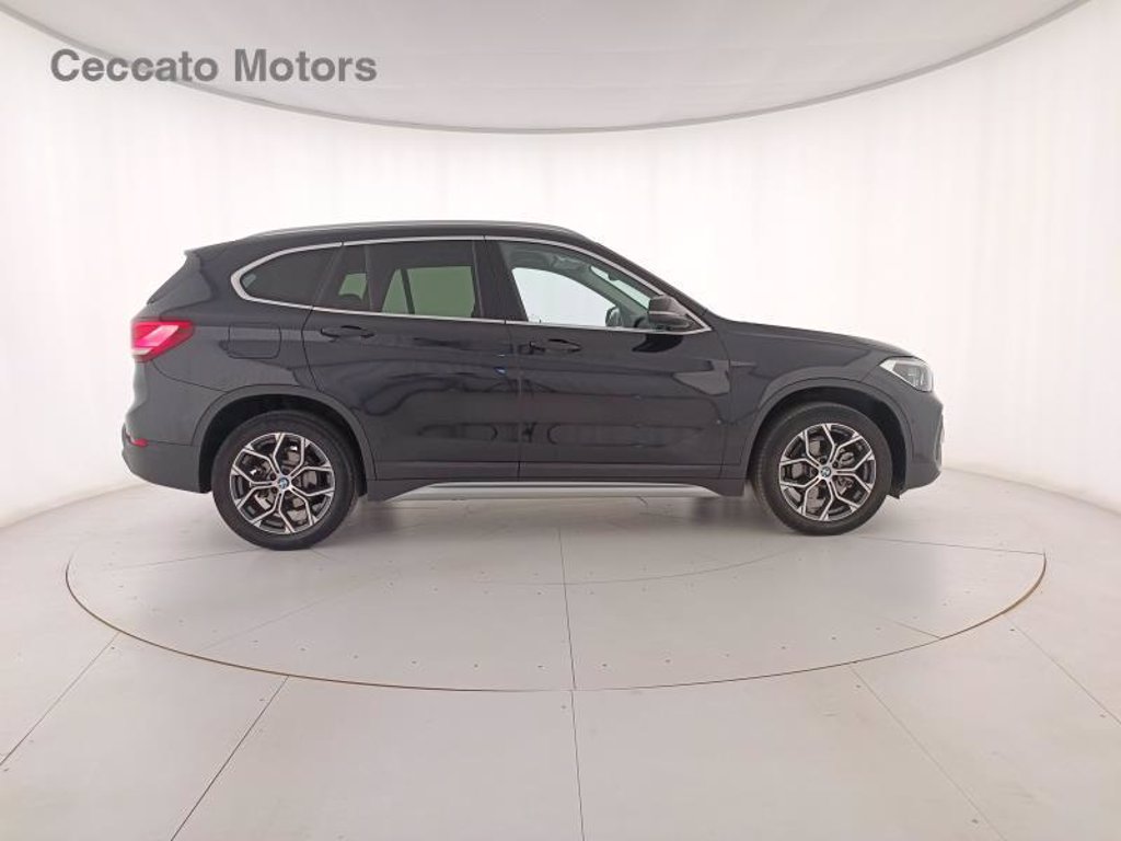 BMW X1 sdrive18i xline plus 136cv auto