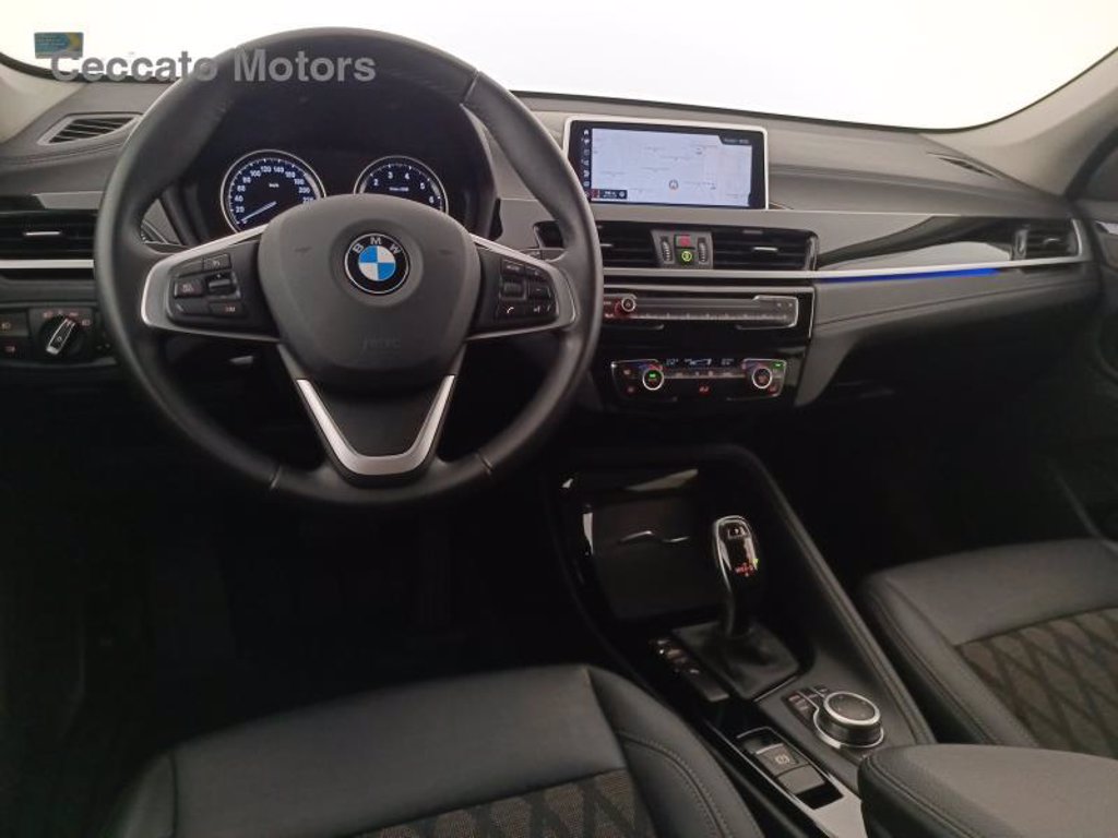 BMW X1 sdrive18i xline plus 136cv auto