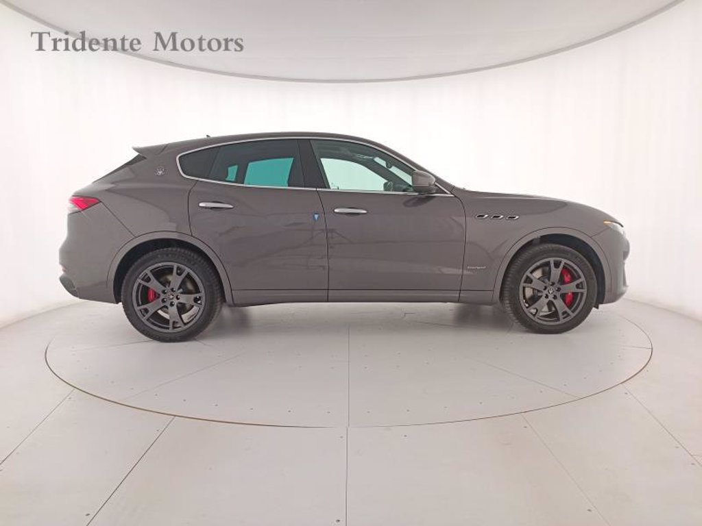 MASERATI Levante 3.0 v6 gransport 275cv auto my20