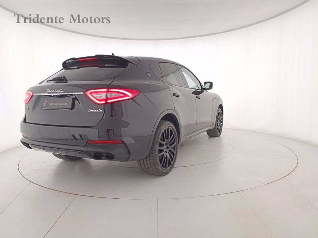 MASERATI Levante 3.0 v6 gransport 250cv auto my20