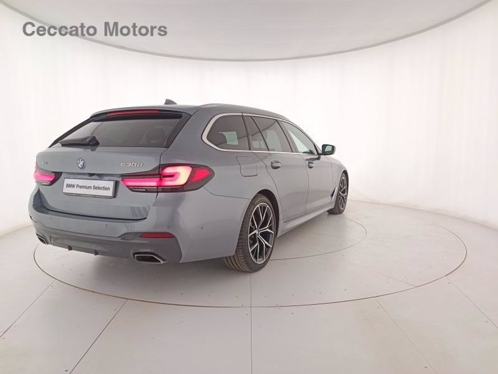 BMW 530d touring mhev 48v xdrive msport auto