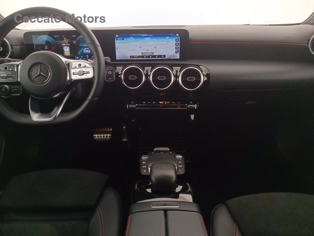 MERCEDES A 180 d premium