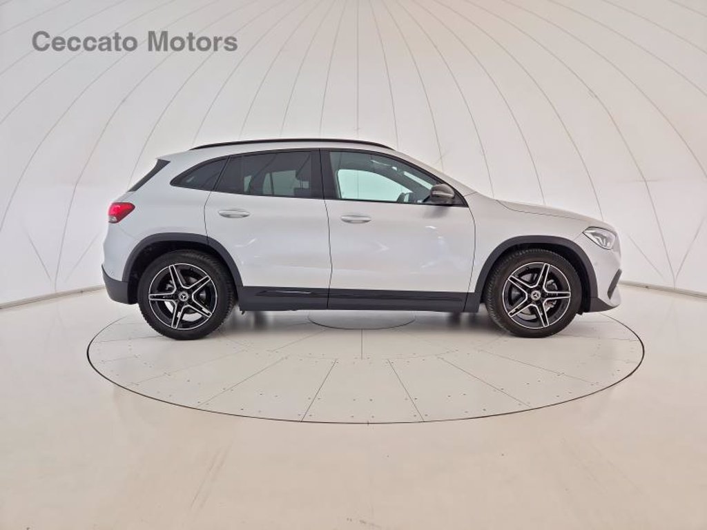 MERCEDES Gla 200 d premium 4matic auto