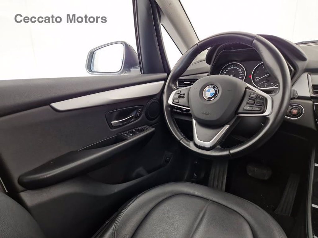 BMW 220d active tourer xdrive advantage auto my15