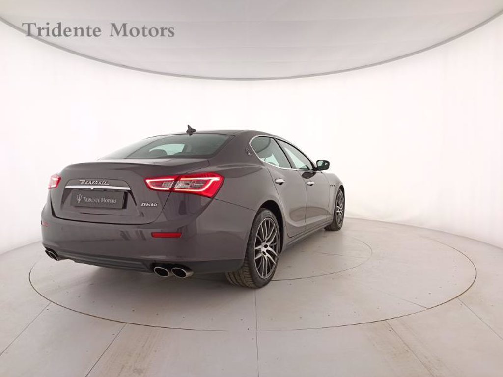 MASERATI Ghibli 3.0 v6 ds 250cv auto my16 e6