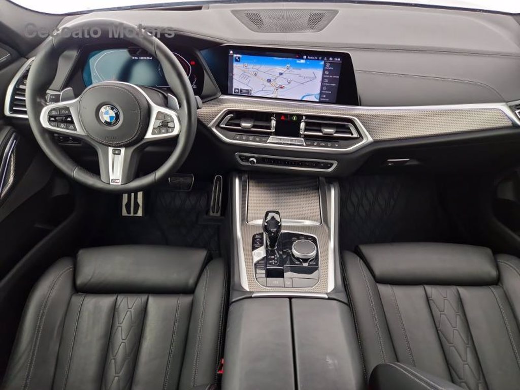 BMW X6 m50d auto