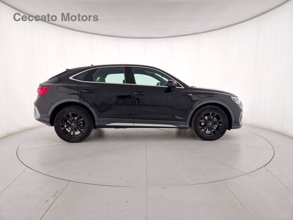 AUDI Q3 sportback 35 2.0 tdi s line edition