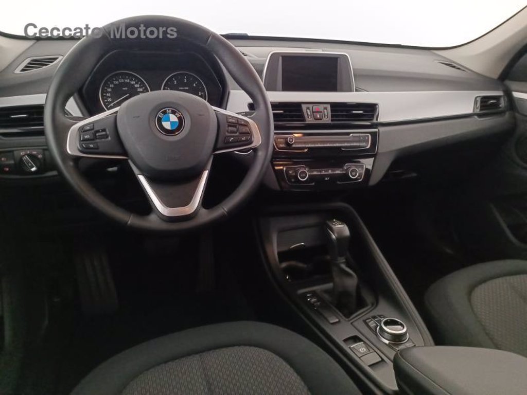 BMW X1 sdrive18d business auto