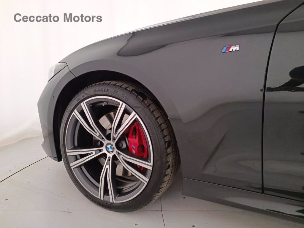 BMW 320d touring mhev 48v xdrive msport auto