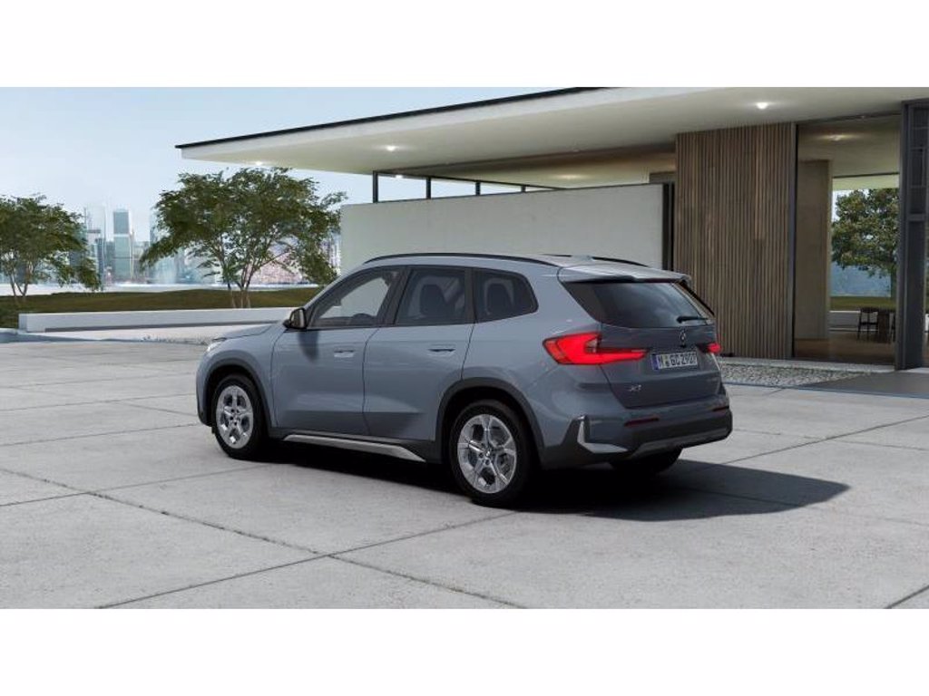 BMW X1 xdrive23d mhev 48v x-line auto